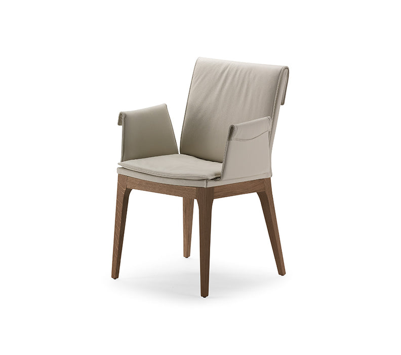 TOSCA Armchair