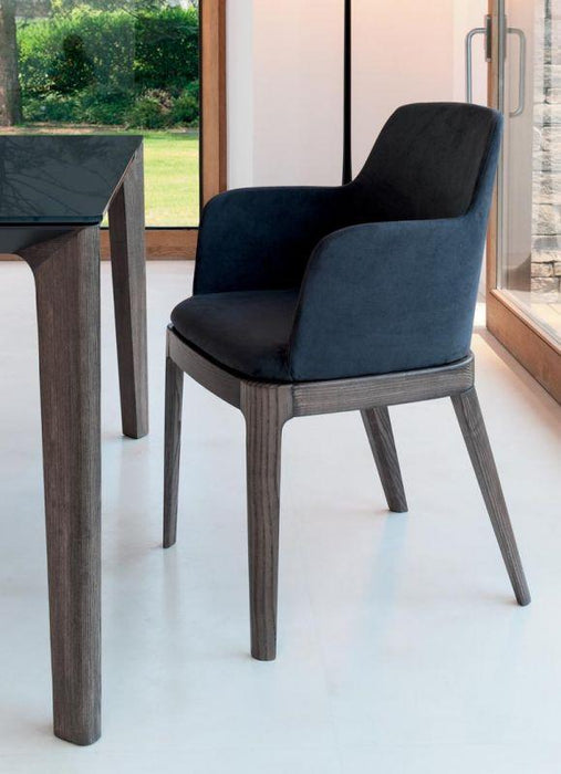 Margot Wood Leg Chair w/ Armrest - MyConcept Hong Kong